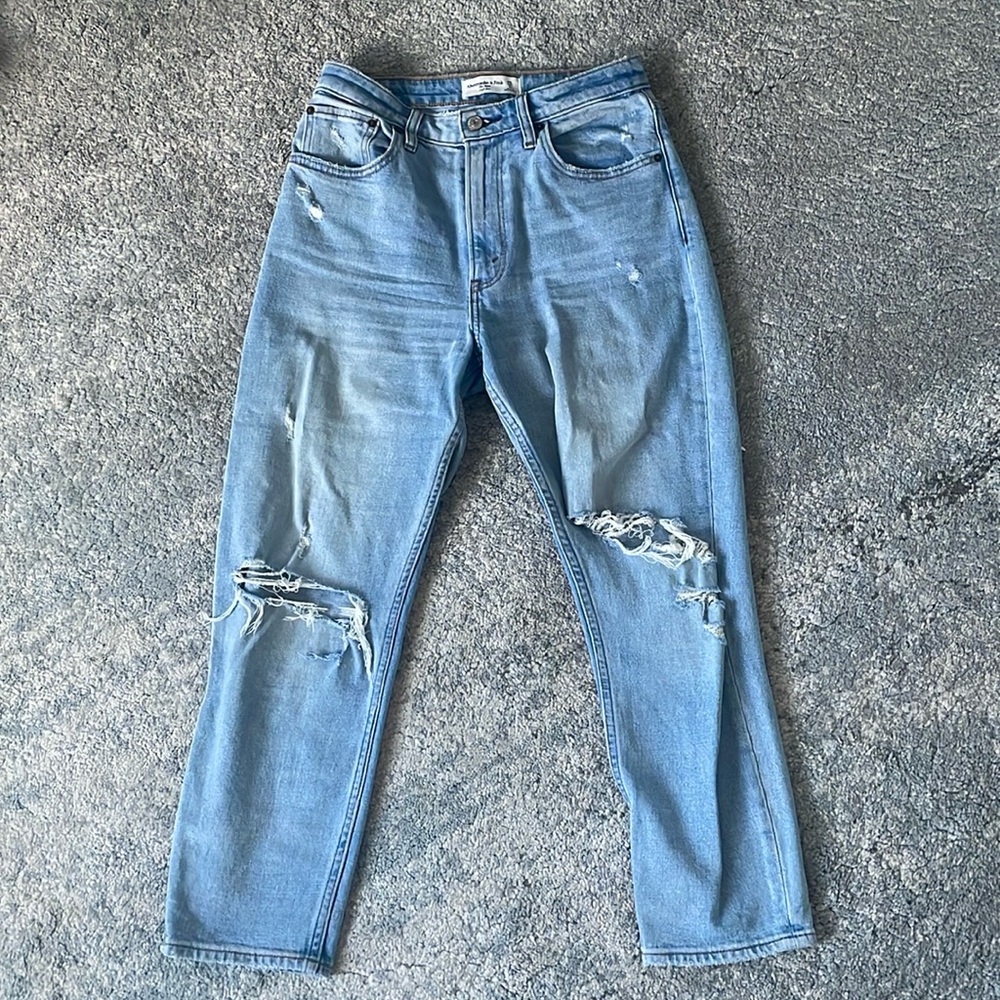 Curvy Love High Rise Mom Jean